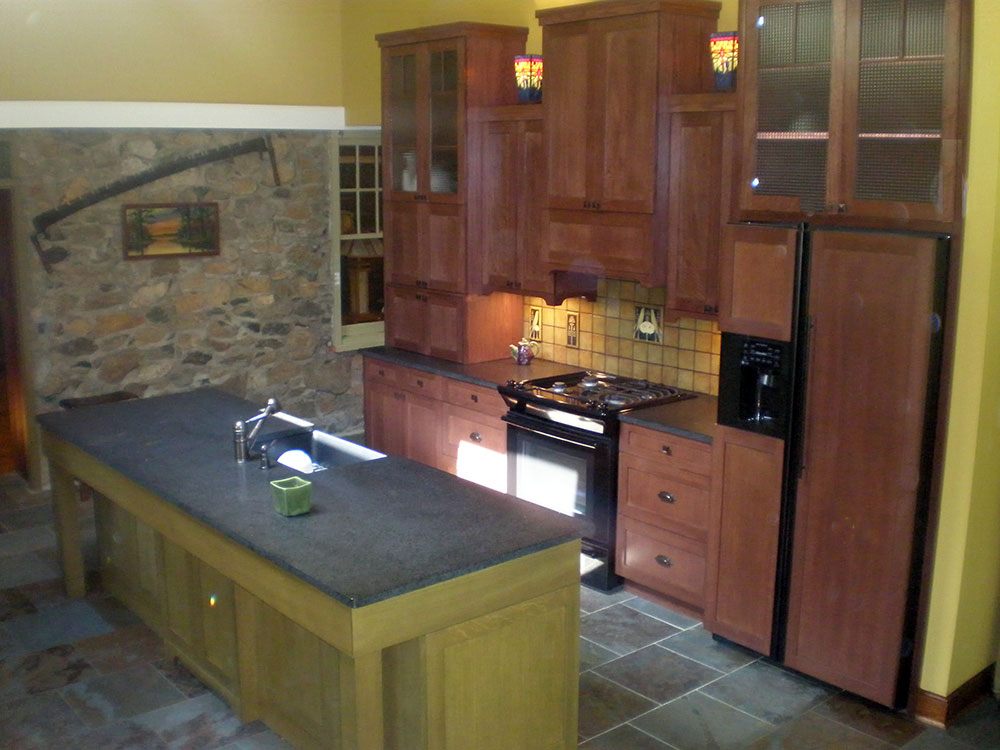 12-artscrafts-kitchen