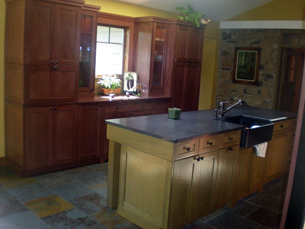 13-artscrafts-kitchen